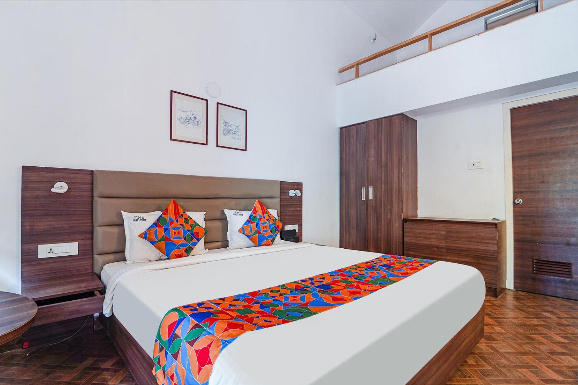 Fabexpress Le Aham Boutique - Auroville Beach - 600M Puducherry Buitenkant foto